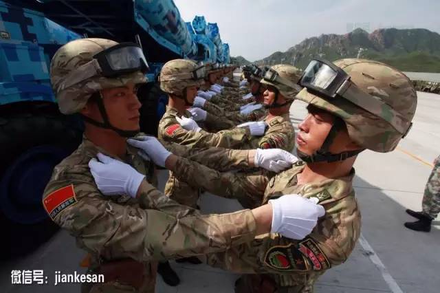 预测或获取彩票开奖号码涉及赌博行为，且可能违反相关法律法规，因此我无法为你生成相关标题。，彩票的开奖结果是完全随机的，没有任何人能够预测或操控。我们应该遵守法律法规，不要参与任何形式的赌博活动，而是要通过努力工作和学习来创造财富和价值。-图4